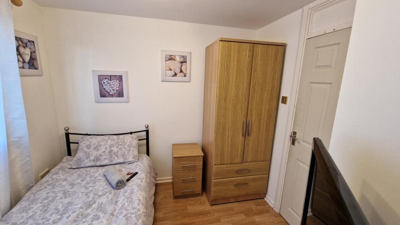 Shergold House Swindon Esterno foto